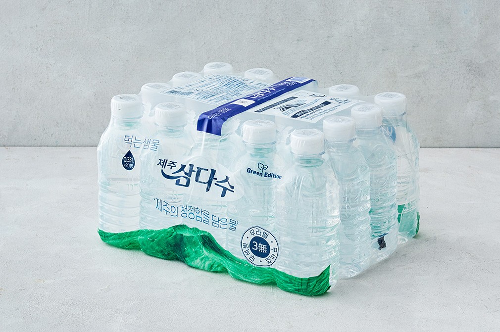 Jeju Samdasoo Label-Free Water 330mL x 20 detail 1